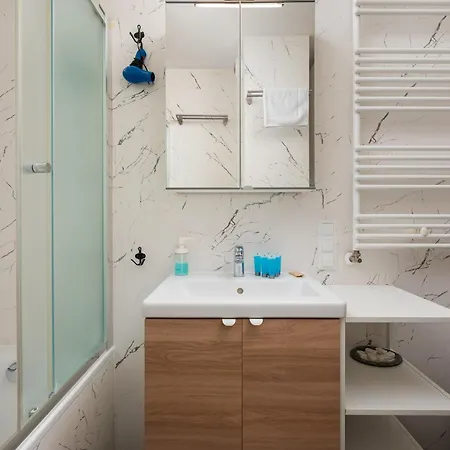 Appartement Goclawek Spacious By Bookinghost