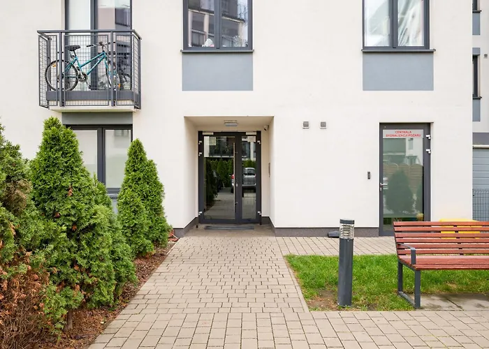 Goclawek Spacious By Bookinghost Apartment Warsaw