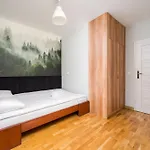 Goclawek Spacious By Bookinghost *