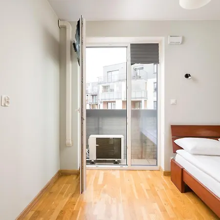 Goclawek Spacious By Bookinghost Varsavia